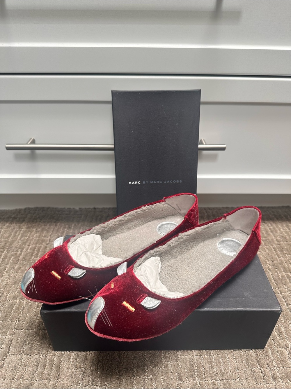 Marc Jacobs Burgundy Velvet Cat Face Ballet Flats